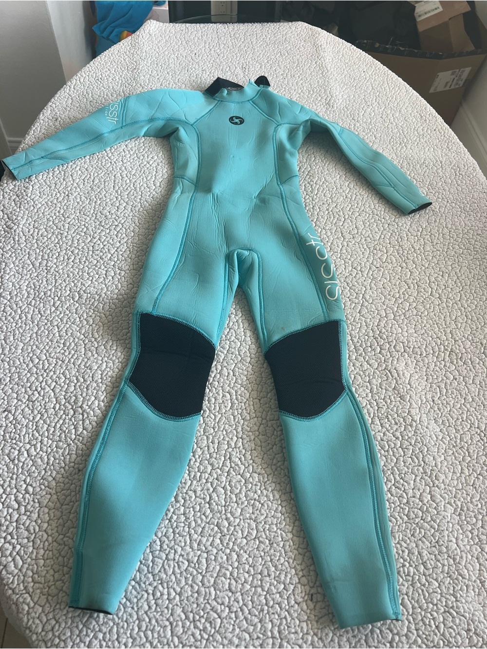 Sisstrevolution teal kids wetsuits 3/2 mm , youth size 4